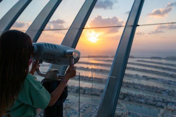 Vivre paris au rythme du métro : choisir votre hôtel parisien proche des stations de métro